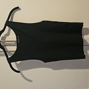 Deluc Black ribbed top